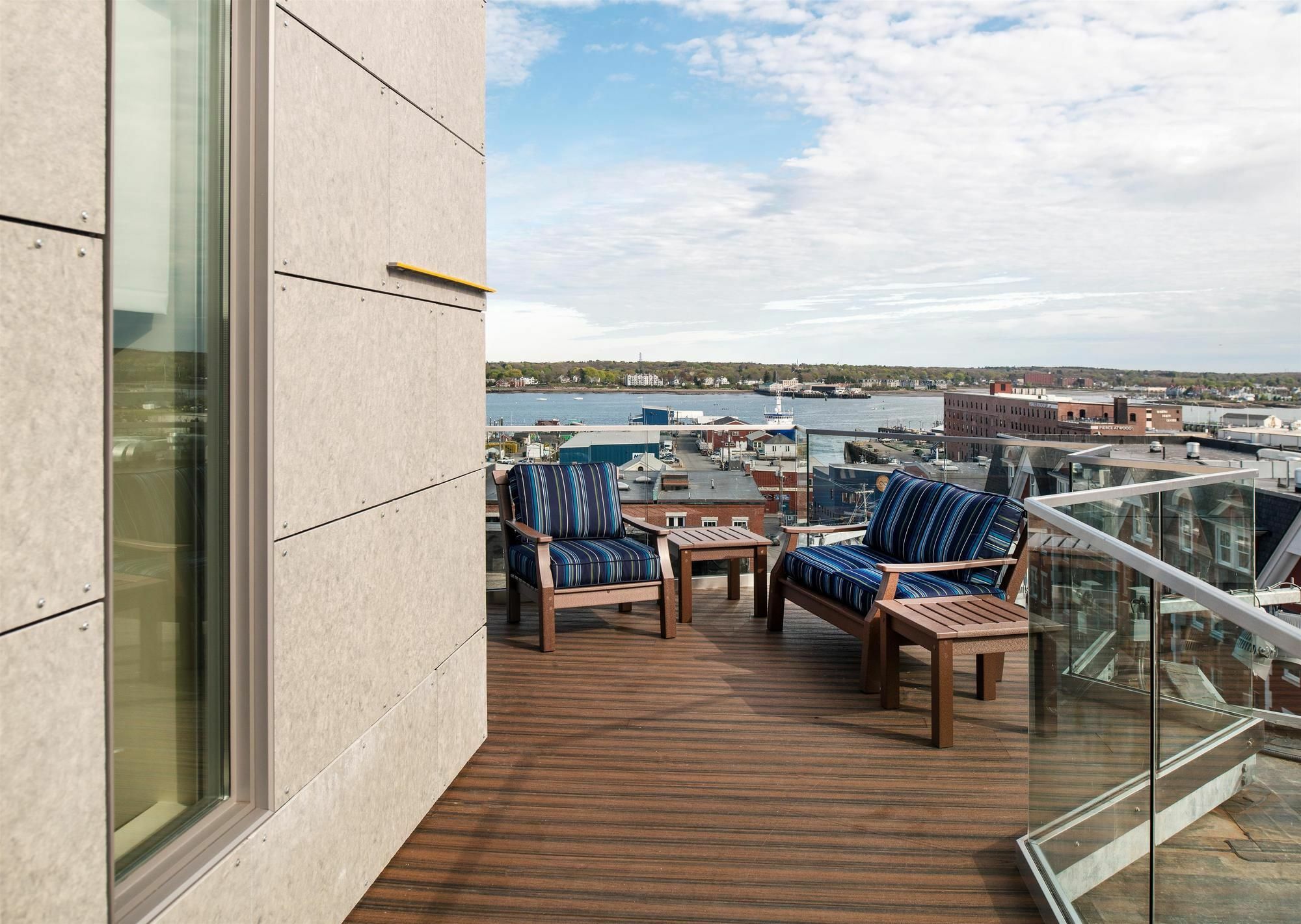 Hyatt Place Portland Downtown - Old Port Square Екстер'єр фото